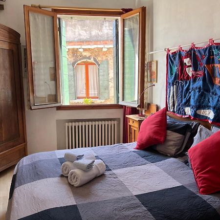 Ai Miracoli Apartment Венеция Екстериор снимка