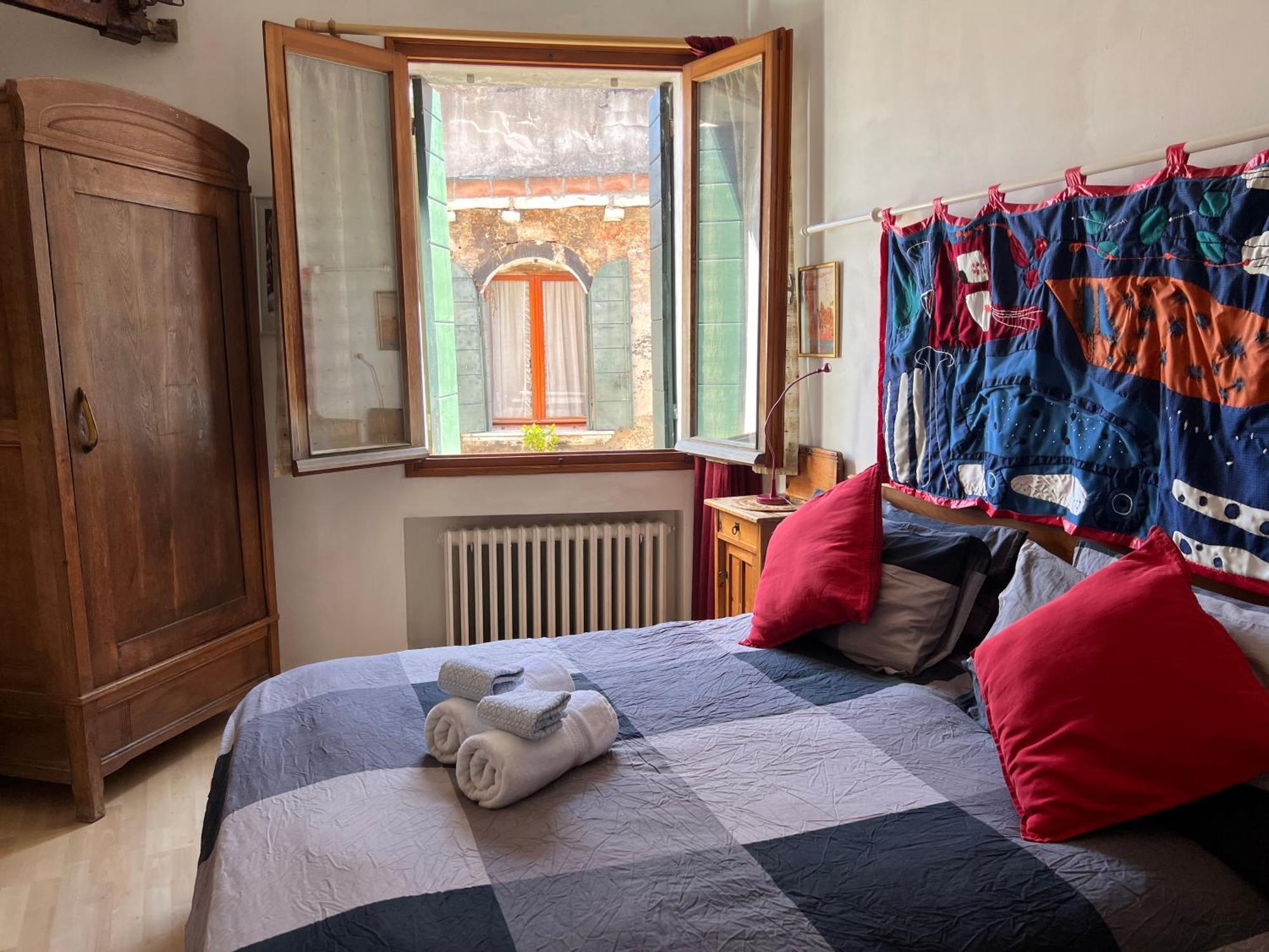 Ai Miracoli Apartment Венеция Екстериор снимка